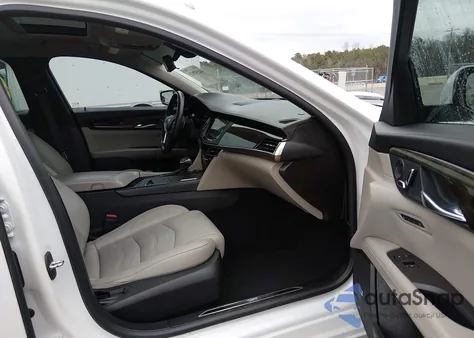 2017 Cadillac Ct6 Luxury z USA, uszkodzony, nr VIN 1G6KD5RS3HU141828